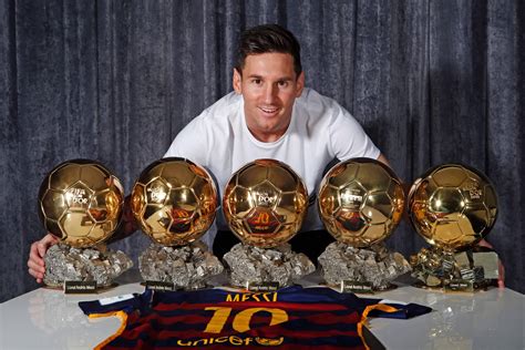 Confira Os Títulos E Premiações Conquistados Por Messi 18122022