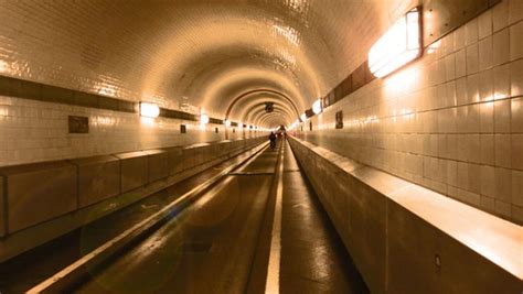 Bau Des Neuen Elbtunnels Beginnt Ndr De Geschichte Orte