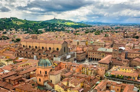 Die besten Reisetipps für Bologna - TRAVELBOOK