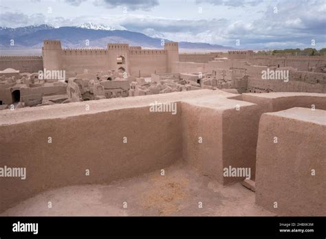 Old City Built With Mud Bricks Hi Res Stock Photography And Images Alamy