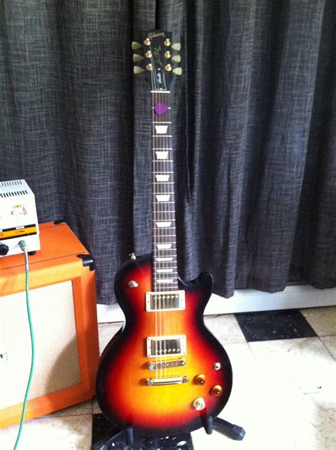 Photo Gibson Les Paul Studio Fireburst W Gold Hardware Gibson Les