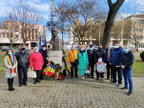 Caragiale omagiat la Alba Iulia Gabriel Pleșa primarul municipiului