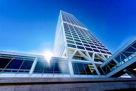 Us Bank Building In Milwaukee Robert Gould Flickr