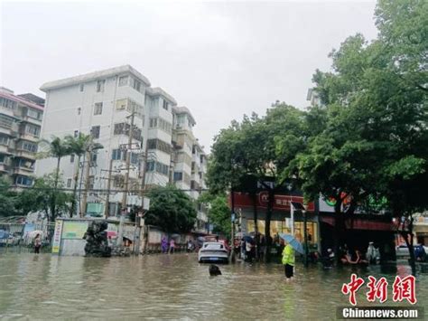 广西桂林强降雨致部分街道积水 启动洪涝灾害Ⅳ级应急响应 腾讯新闻