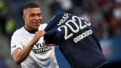 Kylian Mbappe extends Paris Saint-Germain contract until 2025 in hammer ...