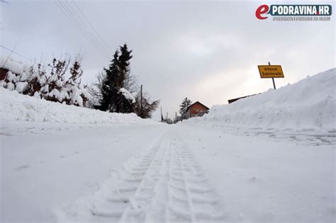 Zime U Podravini Nekada I Sada Prije Smo Se Valjali U Snijegu Sada