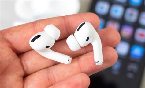 Какие AirPods купить в 2021 году и что можно купить вместо них ...