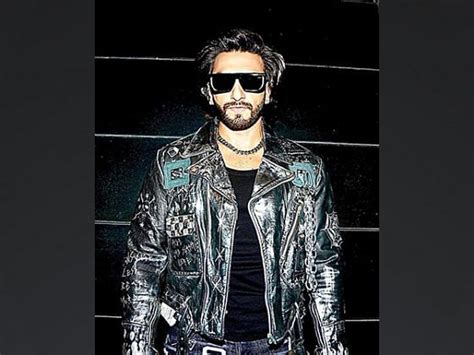 Ranveer Singh Summoned For Questioning By Mumbai Police Over Controversial Nude Photoshoot