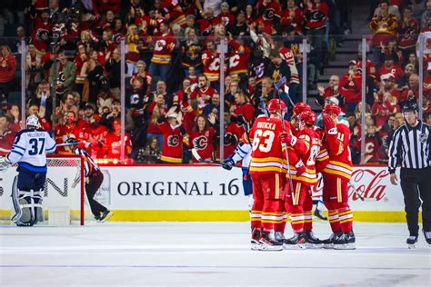 Calgary Flames Post-Game: Goaltending immaculate as Flames steal one from the Jets