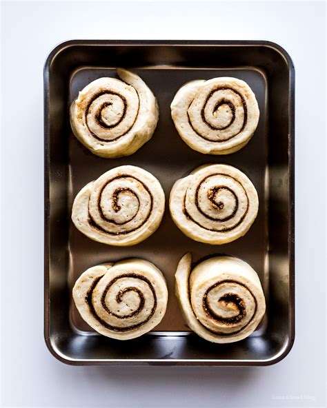 Easy 6 Ingredient Vegan Cinnamon Rolls Recipe · I Am A Food Blog I Am A