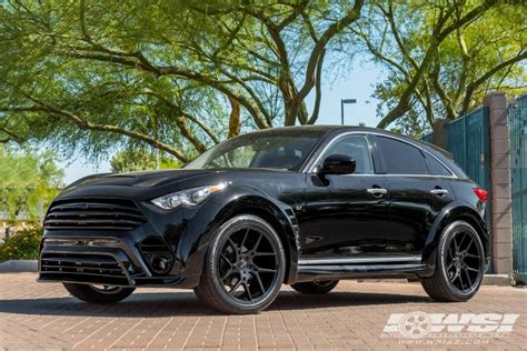 Infiniti Qx With Gianelle Dilijan In Gloss Black Wheels