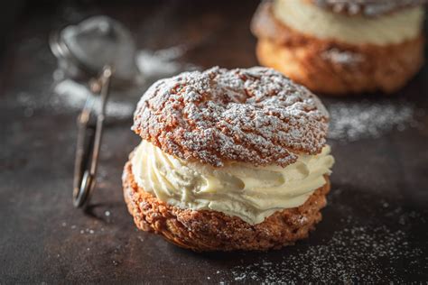 Biscuits Amaretti Dessert italien simple et délicieux Petite Italie