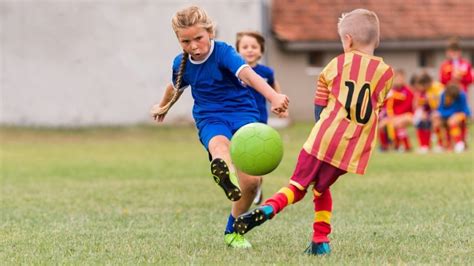 Jogo De Futebol Para Crian A De Anos Relacionado A Crian As