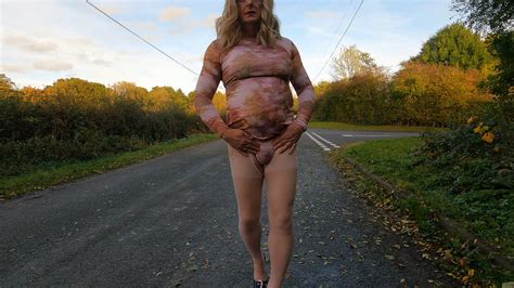 Crossdresser Kellycd Feeling Horny Down The Lanes Pics Xhamster