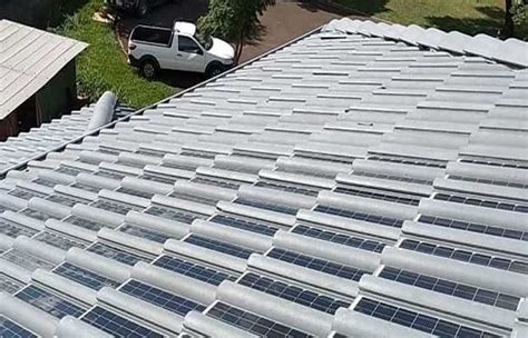 Primeira telha solar brasileira está sendo produzida entenda como