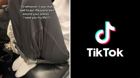 What Does “raw Dogging” A Flight Mean Viral Tiktok Travel Trend