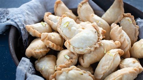 Sweet Ghughra | Gujiya - Indiaphile
