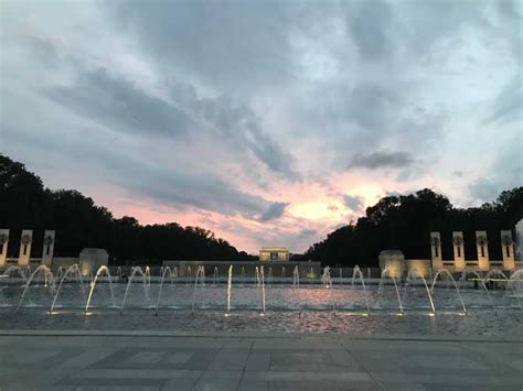 DC Monuments & Memorials Architectural Walking Tour | GetYourGuide