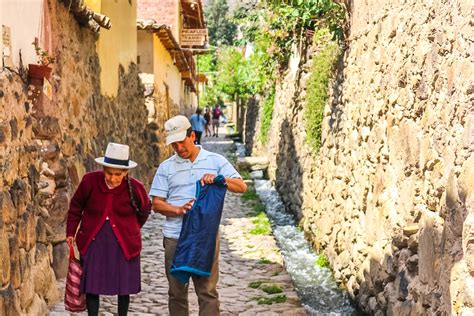 The Sacred Valley and Ollantaytambo - The Real Peru