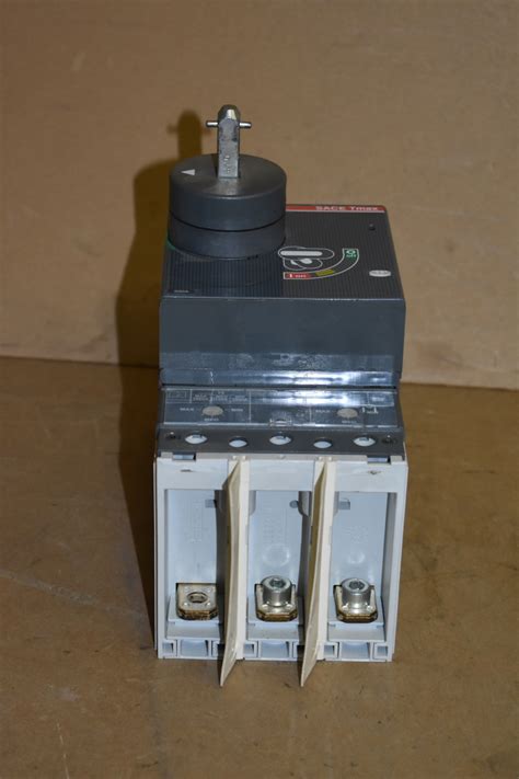 Circuit Breaker 200A 690V 3 PH 3P Rotary Switch SACE Tmax T4H