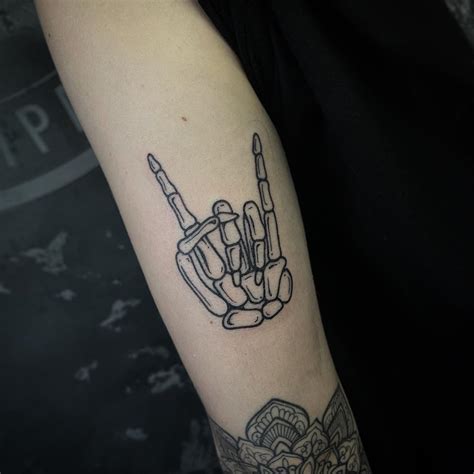 61 Skeleton Hand Tattoo Ideas With Deep Meanings