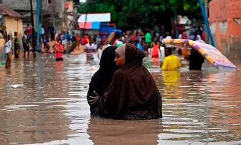 Al Menos 50 Muertos Y 700 000 Desplazados Por Inundaciones En Somalia