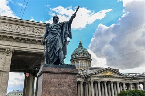 Premium Photo | Kazan cathedral cathedral of our lady of kazan a ...