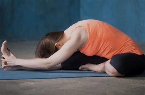 Ashtanga Yoga Origines Bienfaits Postures Cours On Vous Dit Tout