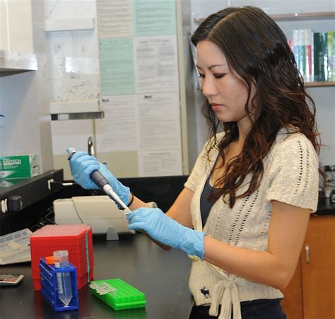 Joannachiuinlab Joanna Chiu Assistant Professor Uc Davis