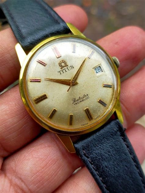 Jam Tangan Titus Pentastar Incabloc Manual Winding Swiss Vintage Gold Plated Fesyen Pria Jam