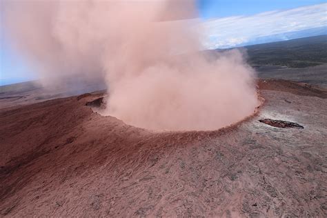 Hawaiis Mount Kilauea Eruption In Breathtaking Aerial Photos — Quartz