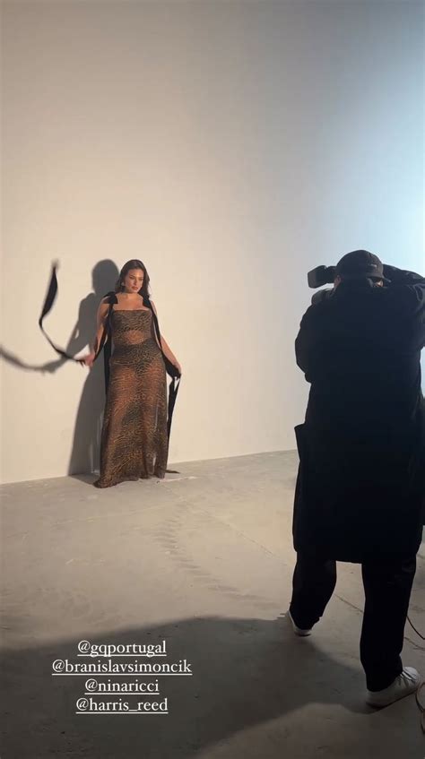 Worlds Sexiest Woman Ashley Graham Flaunts Her Famous Curves In Leopard Print Dress For New