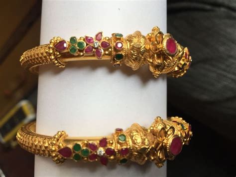 Pin By Shamili On Bangles Gold Bride Jewelry Bridal Gold Jewellery