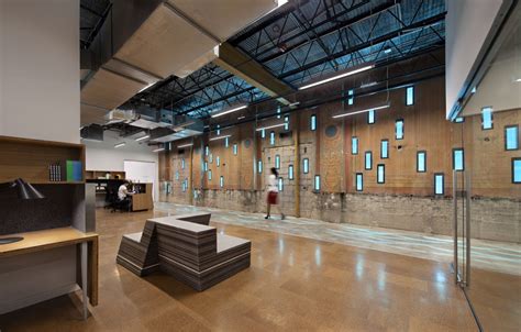 Gallery of Arthouse at the Jones Center / LTL Architects - 24