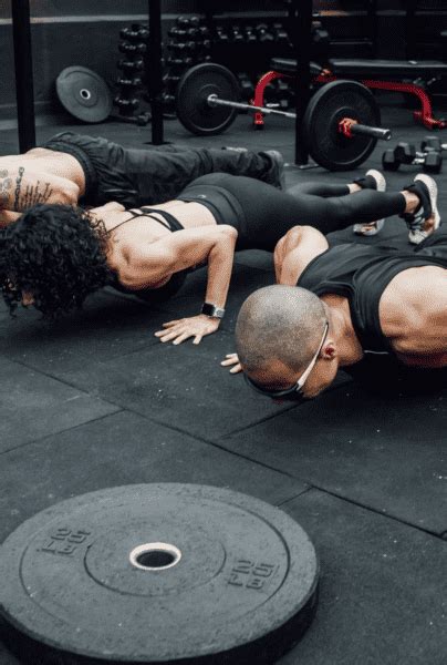 En El Gym Evita Estos Errores Al Hacer Burpees Para Que Sean