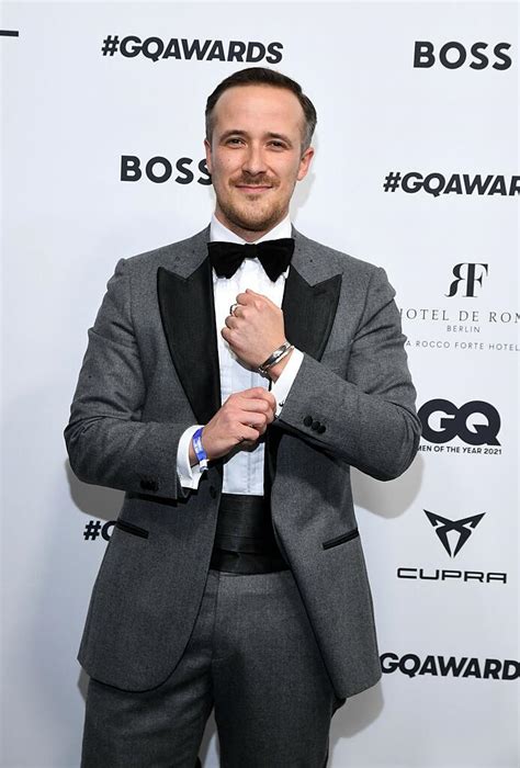 Der Ryan Gosling Aus Nrw Laschet Sohn Joe Hat Model Ambitionen