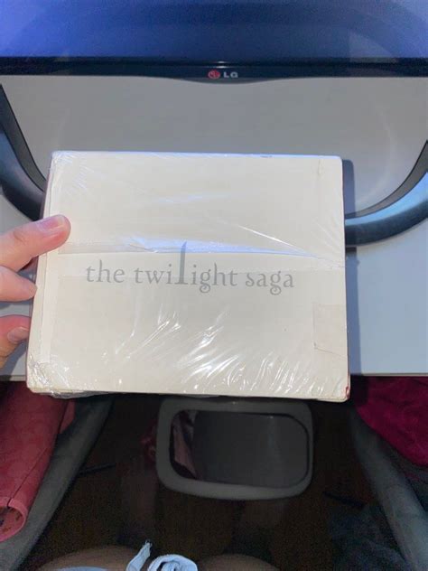 Twilight Saga White Collectors Edition Hobbies And Toys Books