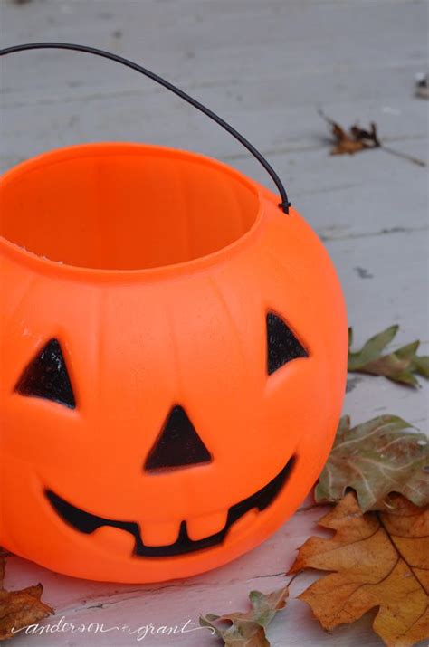 Diy Plastic Jack Olantern Makeover For Halloween Decor