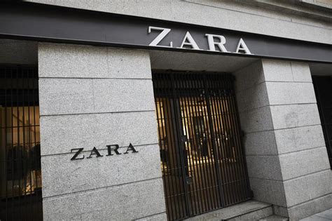 Inditex acometerá 56 cierres durante el verano con la recolocación de