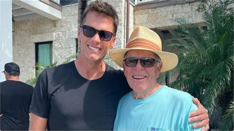 “Thank You Dad for Being You”: Father of Three Tom Brady Sings High ...