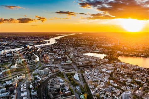 Luftbild Hamburg Sonnen Untergang Ber Dem Stadtzentrum In Hamburg