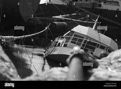 Tug Boat Black And White Stock Photos And Images Alamy