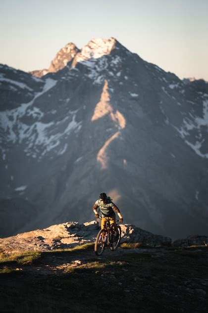 LUMIX S5II Fotostory Mensch Mountainbike Und Natur