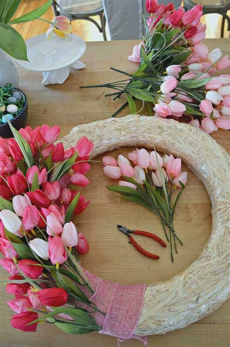 How To Make A Spring Tulip Wreath Easy Diy Artofit