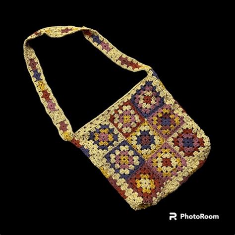 Vintage Granny Square Shoulder Bag Purse Tote Crochet Gem