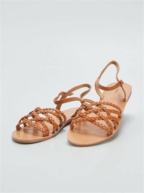 Sandalias Planas Con Tiras Trenzadas MARRON Kiabi 12 00