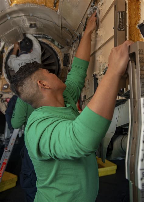 Dvids Images Vfa Sailors Conduct Maintenance Image Of