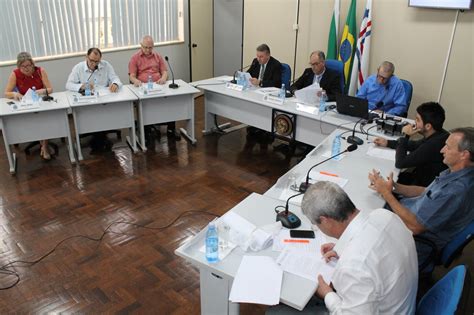 Vereadores De Palotina Autorizam Recursos Para Pintura Da Escola Celino