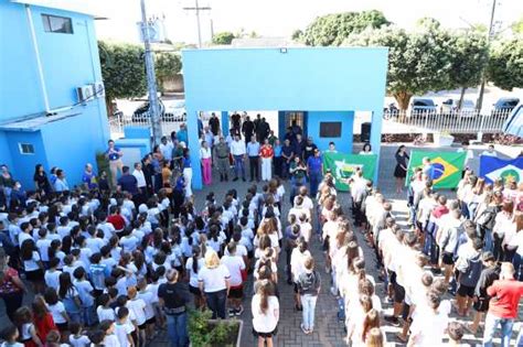 Gest O Entrega Guaritas E Amplia O De Escolas Da Rede Municipal