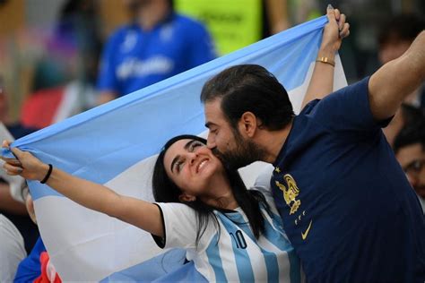 Soy On Twitter Ir A La C Rcel Captan A Mujer Sin Ropa En